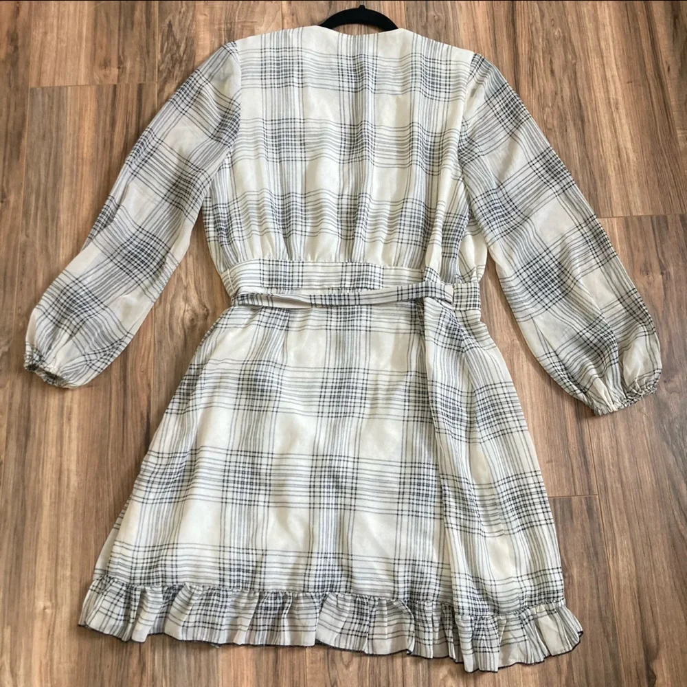 The East Order plaid ruffle wrap dress size L - Picture 6 of 7